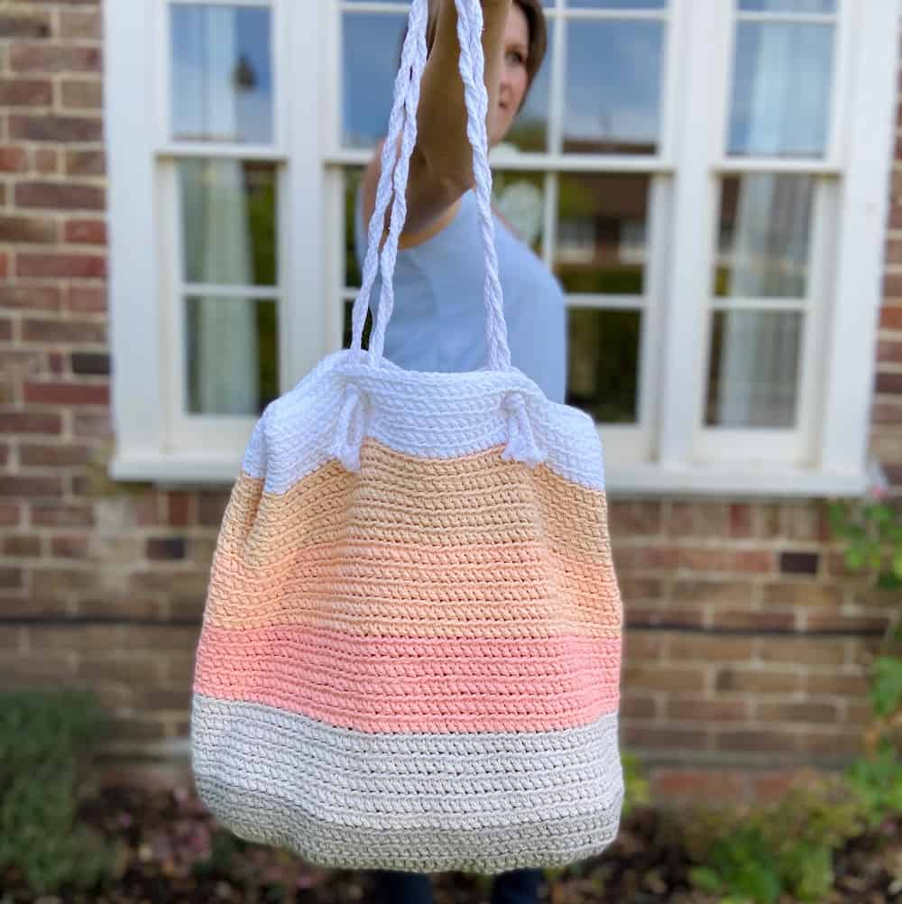 Summer Stripes Beach Bag – Free Crochet Bag Pattern
