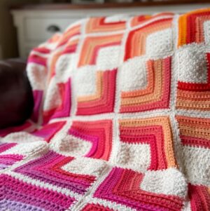 Easy Crochet Square Motif - Free Square Crochet Blanket Pattern ...