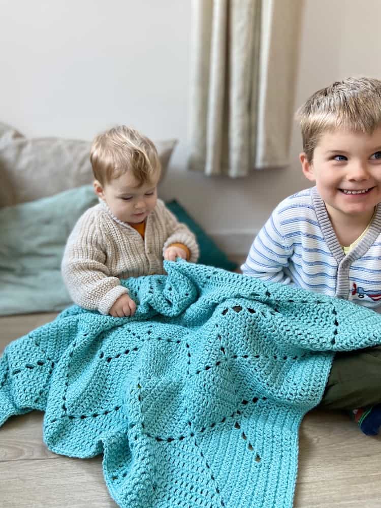Comfy and Modern Winter Crochet Blankets - Pattern Center