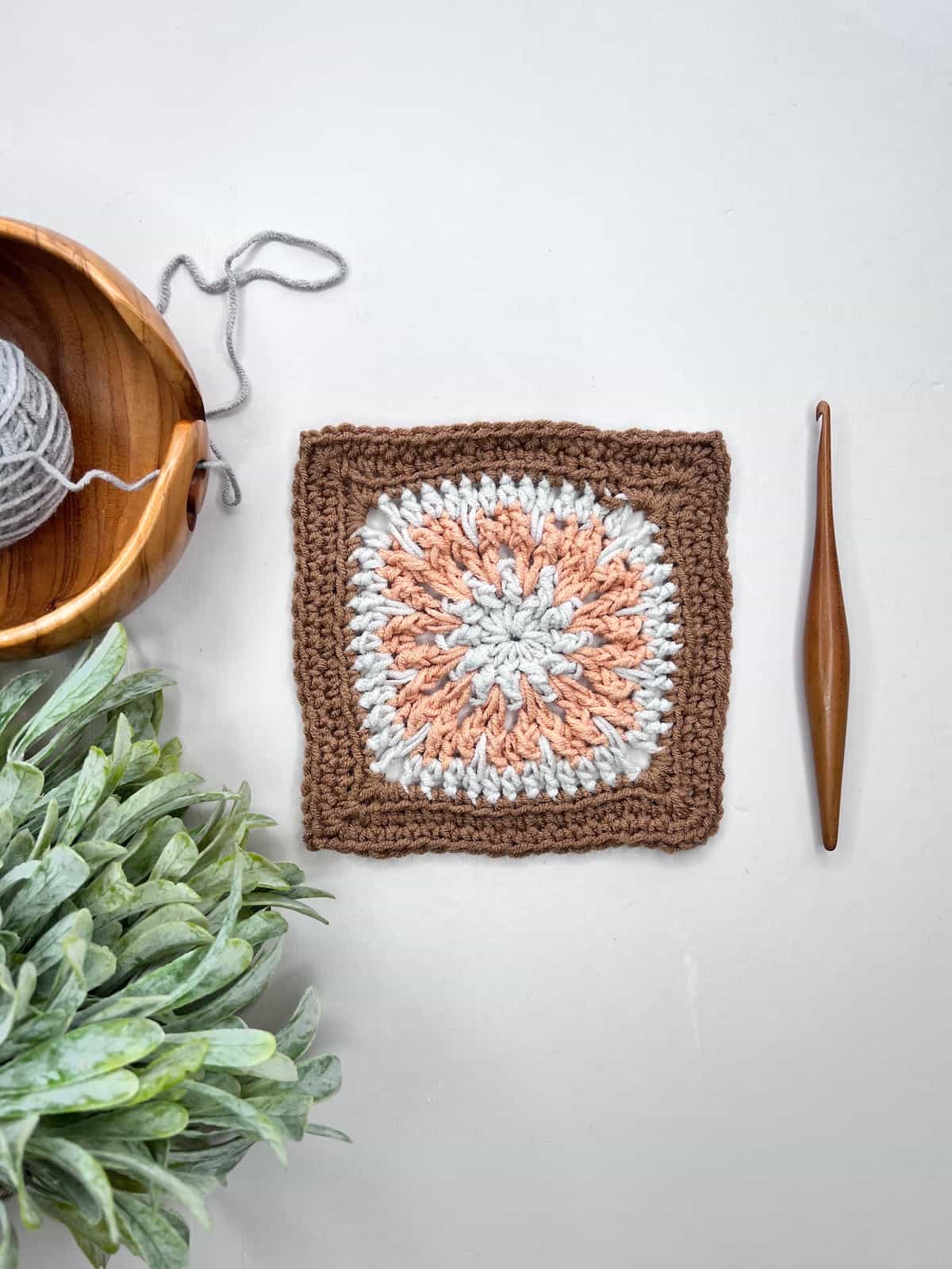 Easy Textured Granny Square Pillow 