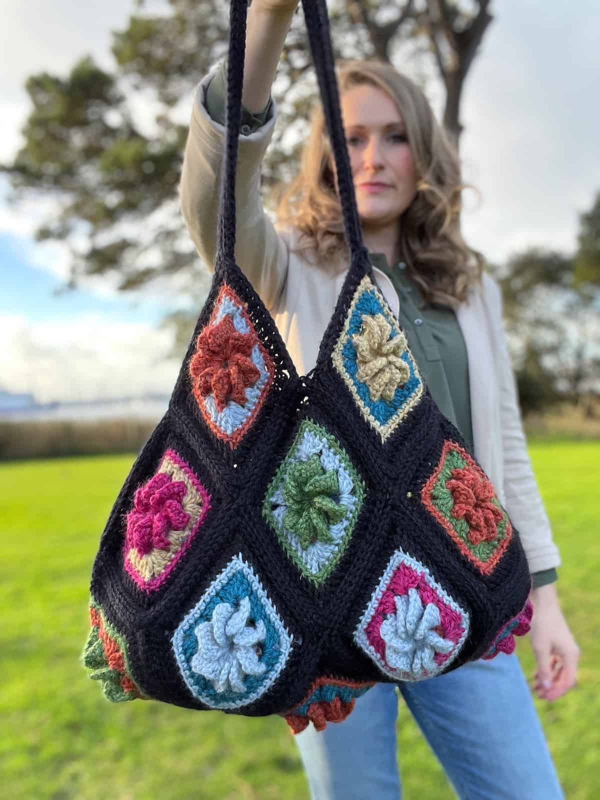 Granny Square Bag Crochet Pattern with Flowers